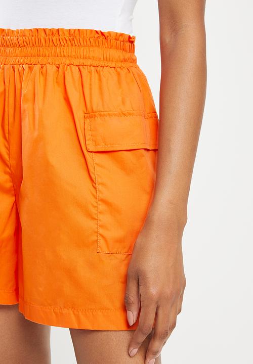 Me&B - Utility pocket elasticated short - bright orange