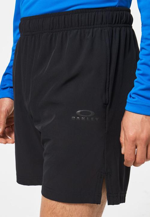 Oakley - Foundational 7 short 2.0 - blackout