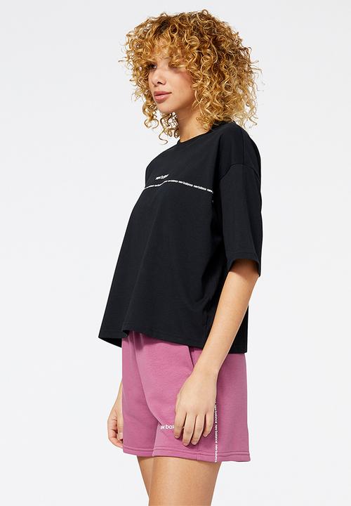 New Balance  - Nb essentials magnify tee - black