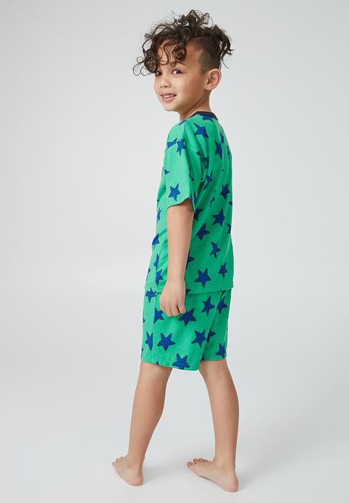 Cotton On - Finn short sleeve pyjama set - toffee apple & scattered stars