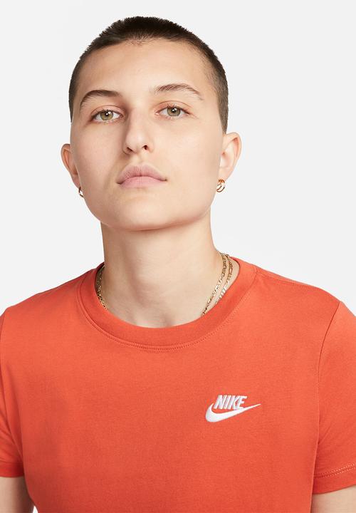 Nike - W nsw club tee - mantra orange