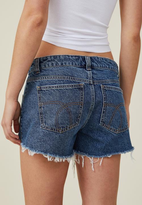Cotton On - Low rise denim short - arctic blue rip