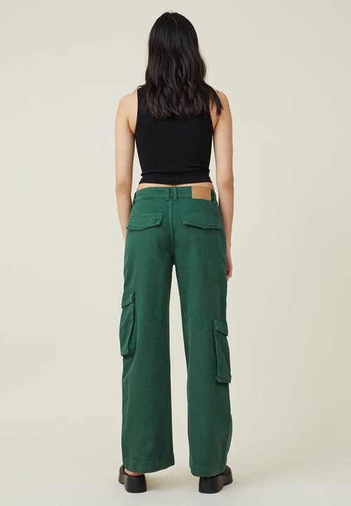 Cotton On - Low rise cargo denim jean - pine forest green