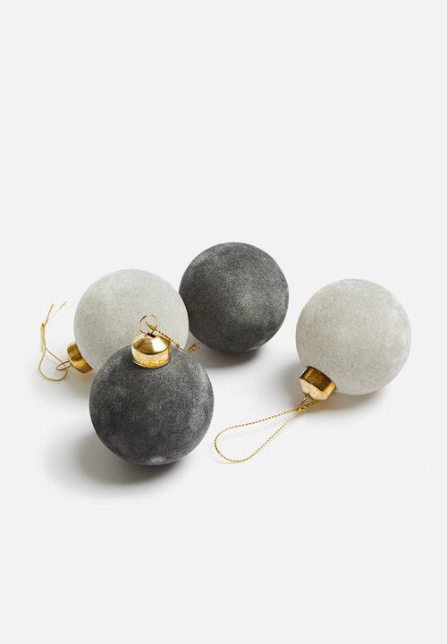 H&S - Velvet christmas baubles set of 4 - grey
