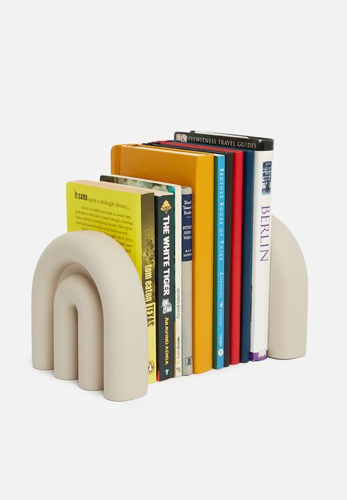 Sixth Floor - Kaia bookends set of 2 - neutral