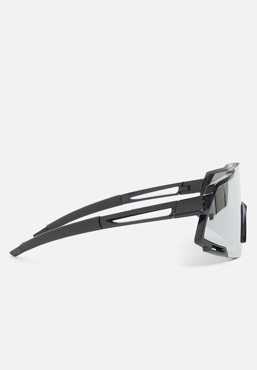Superbalist - Spencer shield - black