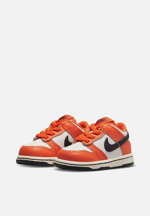Nike - Nike dunk low - phantom/black-safety orange