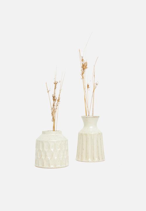 Sixth Floor - Que speckle stoneware vase - white