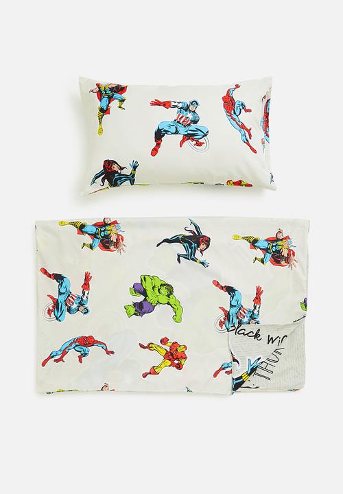 Character Group - Marvel reversible duvet cover set - multi