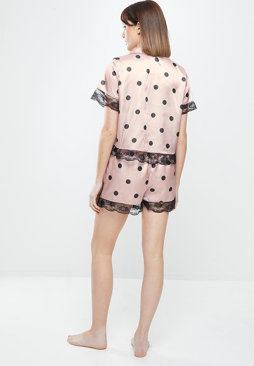 Trendyol - Polka dot patterned pajamas set - powder pink
