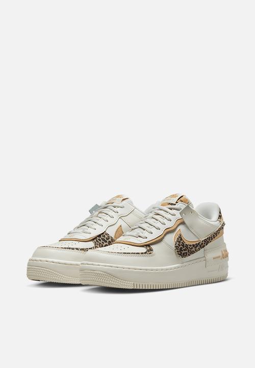 Nike - Air Force 1 shadow - sail/multi-color-sesame-black