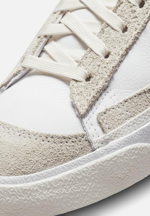 Nike - Blazer '77 remastered