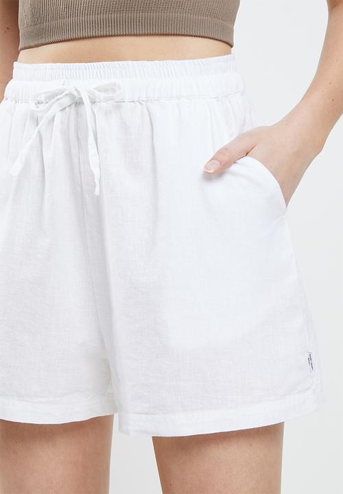 Silent Theory - Sabine short - white