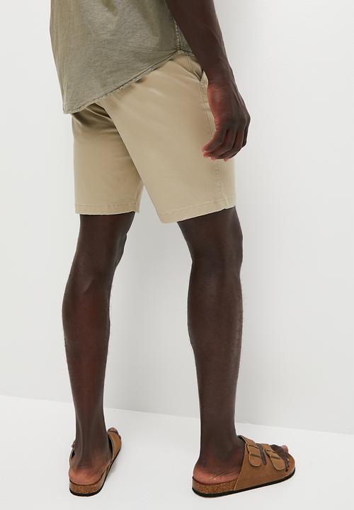 Lark & Crosse - Regular fit chino short - stone