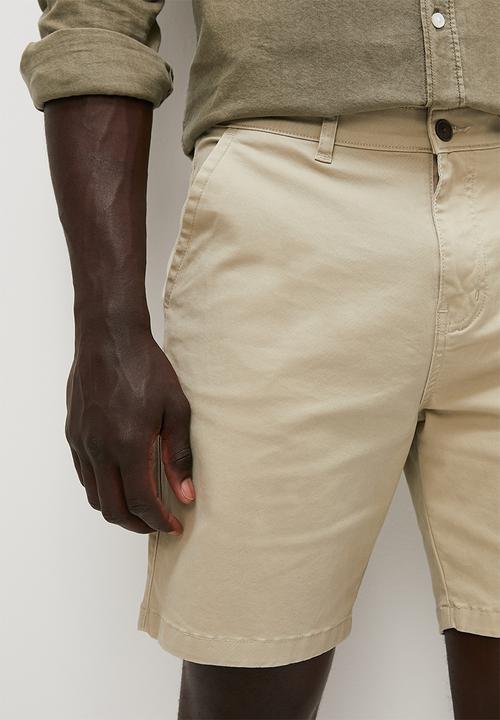 Lark & Crosse - Regular fit chino short - stone