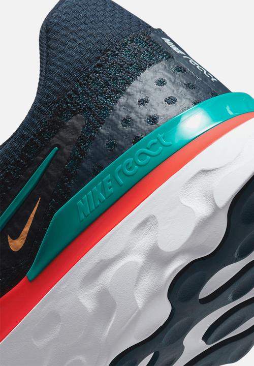 Nike - React infinity run fk 4