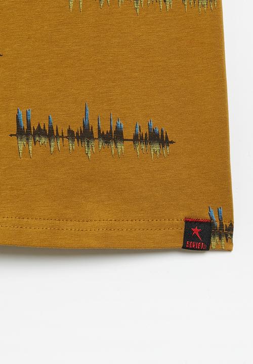 SOVIET - Fashion tee - sand