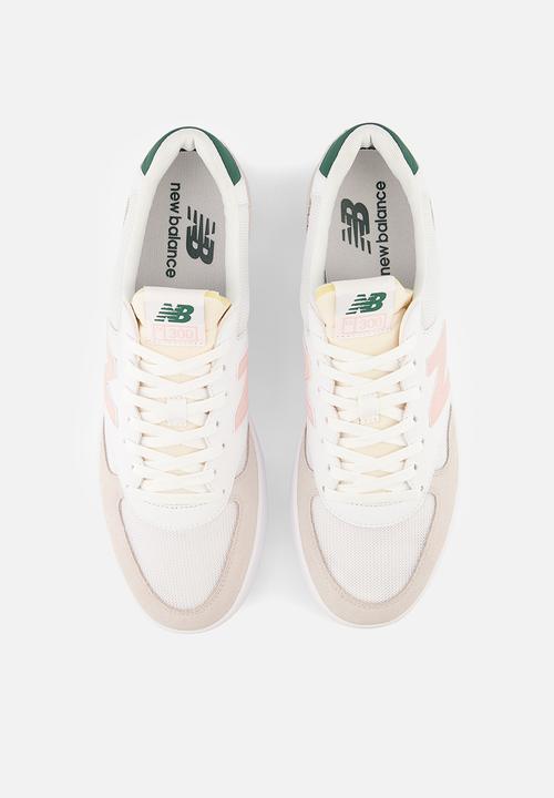 New Balance  - CT300 Retro athletic - white/pink