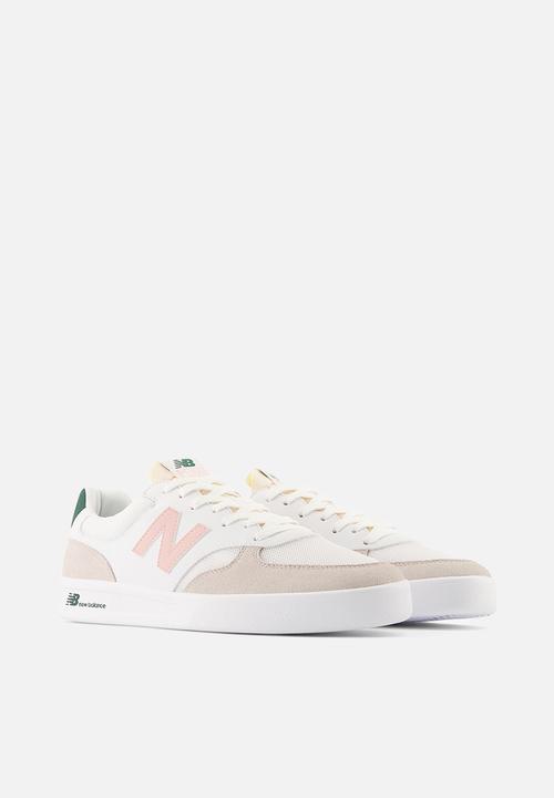New Balance  - CT300 Retro athletic - white/pink