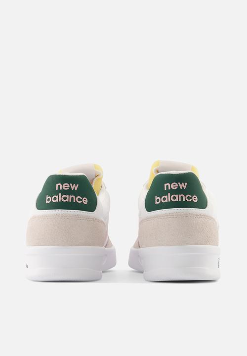 New Balance  - CT300 Retro athletic - white/pink