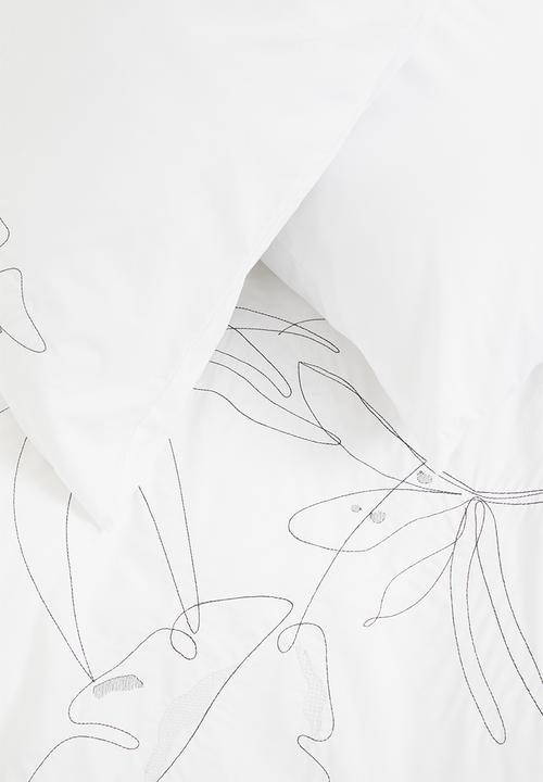 Sixth Floor - Palms cotton embroidered duvet set - white