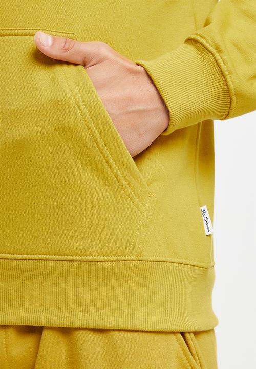 Ben Sherman - Emb badge zip thru hoodie - dijon