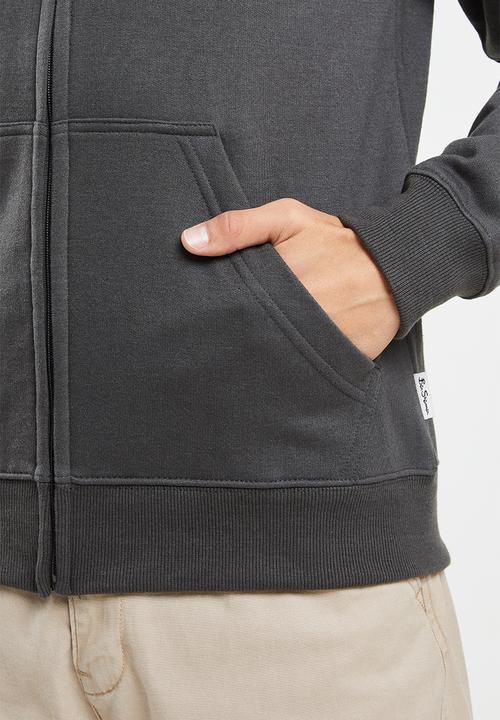 Ben Sherman - Emb badge zip thru hoodie - charcoal