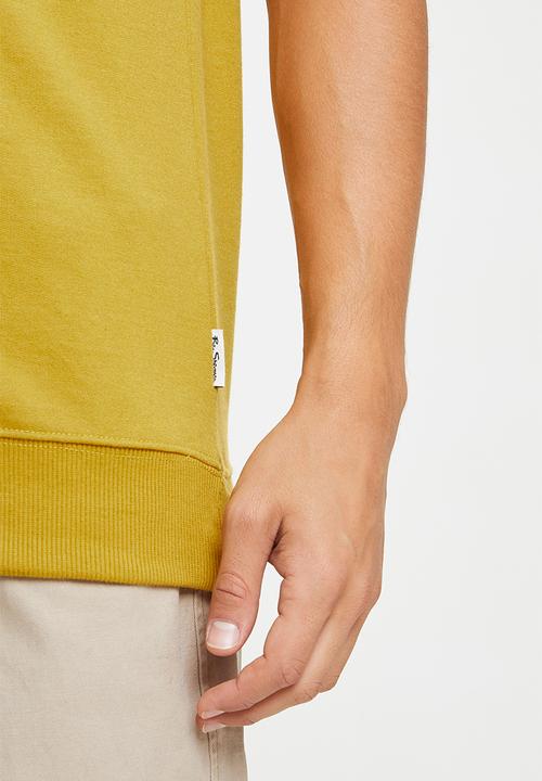 Ben Sherman - Crew tar sleeveless - dijon