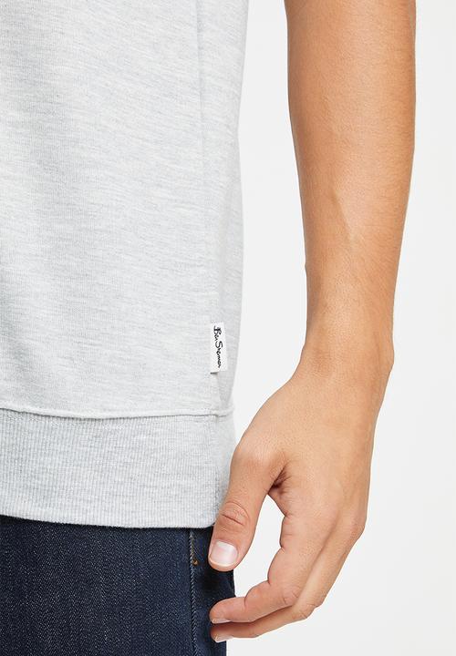 Ben Sherman - Crew tar sleeveless - grey
