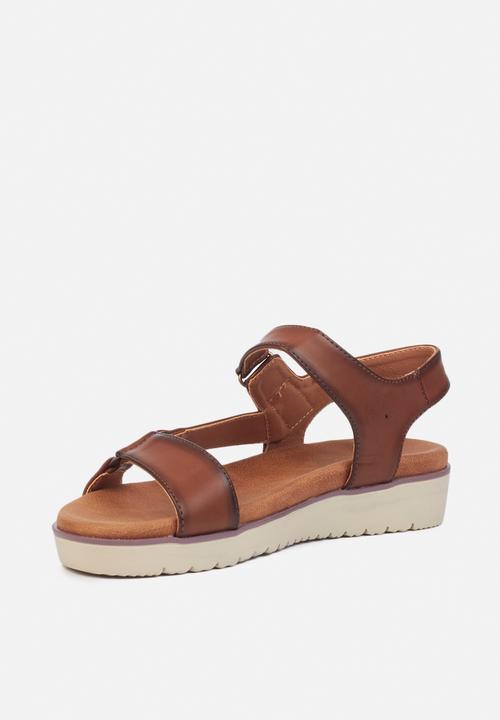 Butterfly Feet - Benca 1 sandal - choc