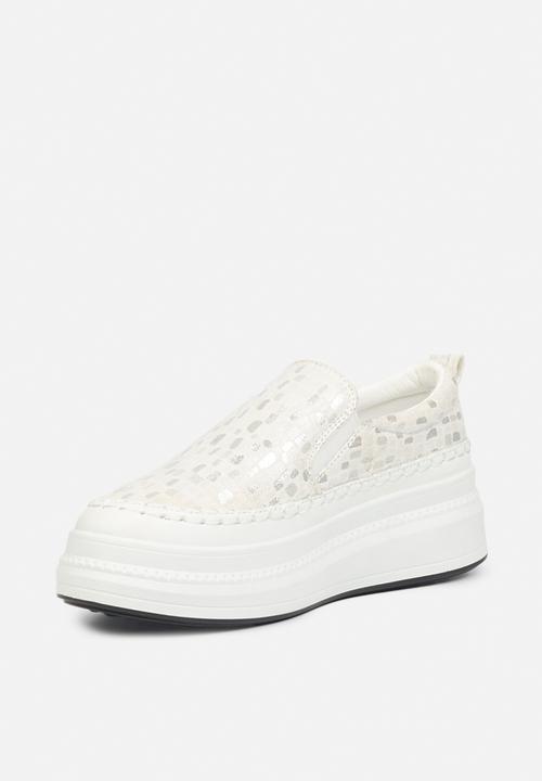Butterfly Feet - Senhora 7 slip-on - white