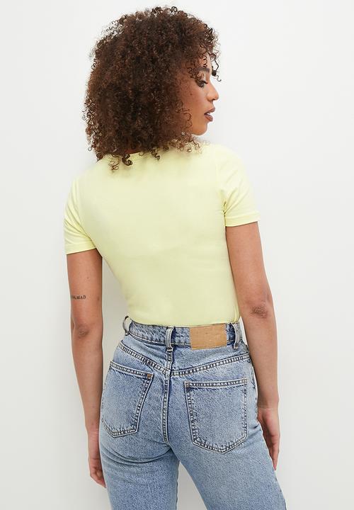 Superbalist - Basic crew fitted tee - pale banana