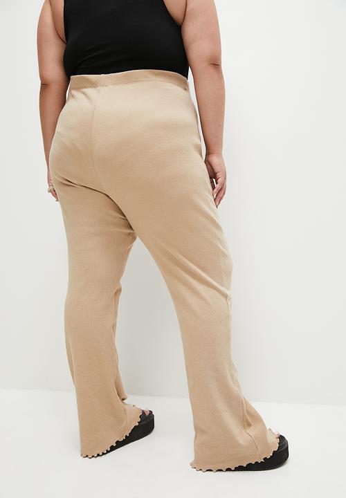Blake - Flare Leg - beige