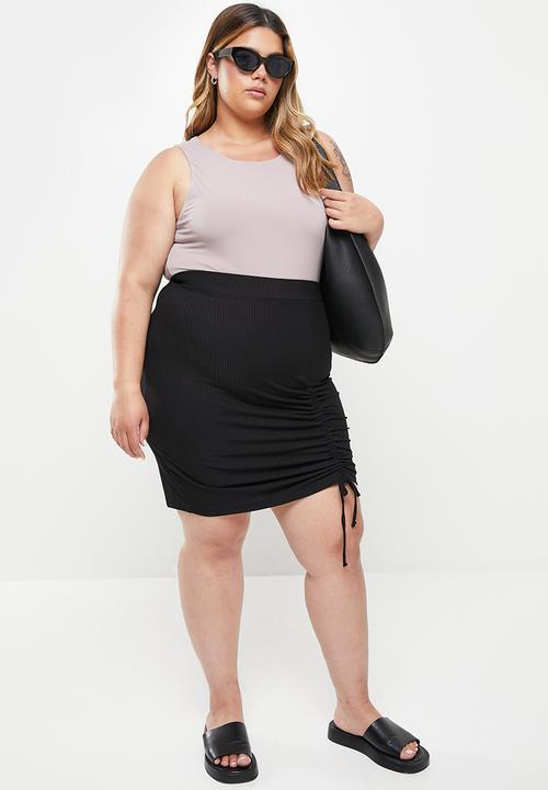 Trendyol - Plus string ruched skirt - black