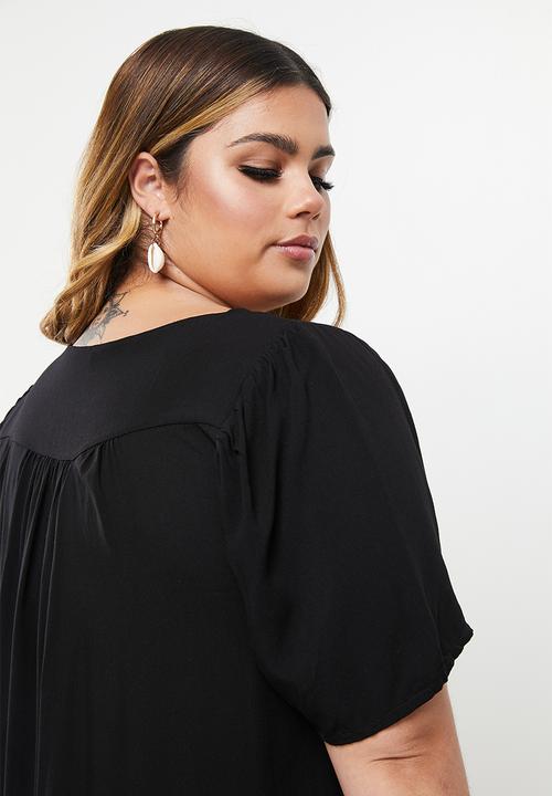 Trendyol - Plus v-neck oversized woven dress - black