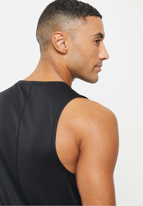 ASICS - Core singlet - performance black
