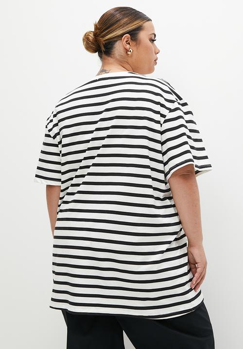 Superbalist - Basic crew aop tee - black & white