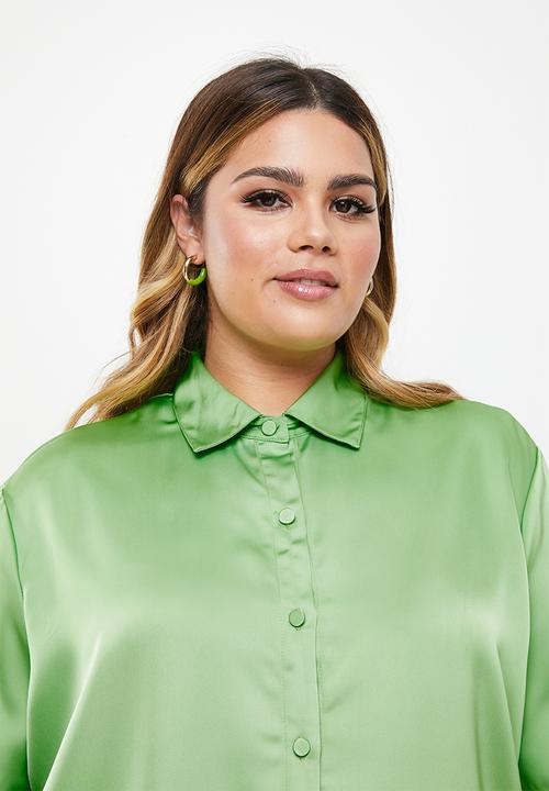 Cotton On - Curve amalfi short sleeve satin shirt - super green