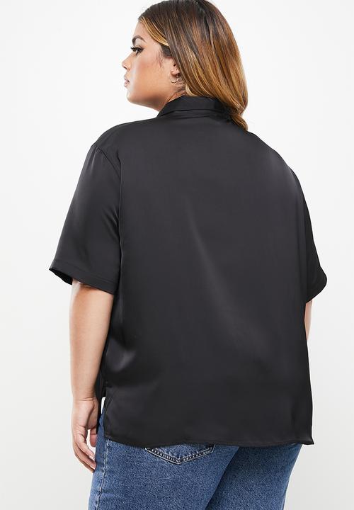 Cotton On - Curve amalfi short sleeve satin shirt - black