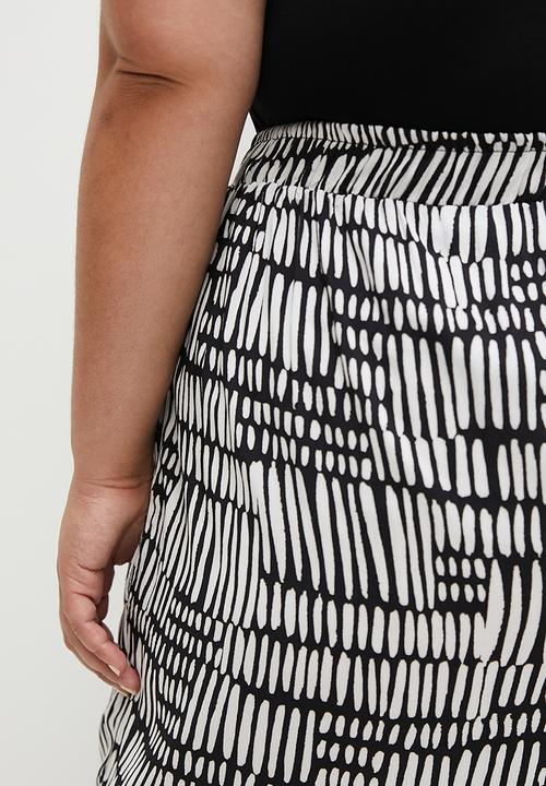 Superbalist - Co-ord printed easy pull on jogger - black & white