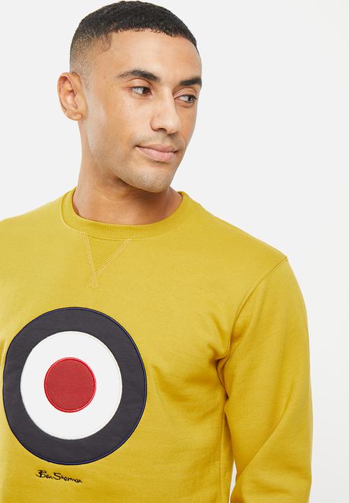 Ben Sherman - Target emb crew fleece - dijon