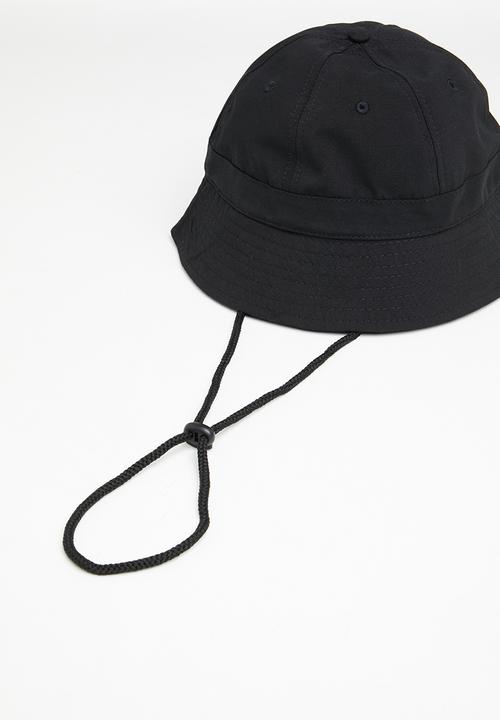 Superbalist - Dorian bucket hat - black