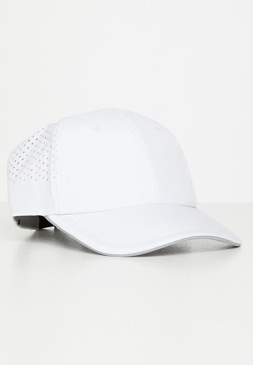 Superbalist - Tevia peak cap - white