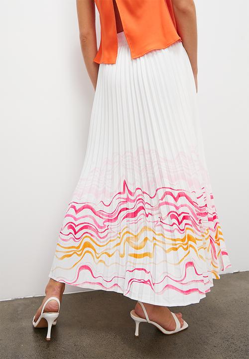 Superbalist - Maxi pleat - new colourway of boarder print