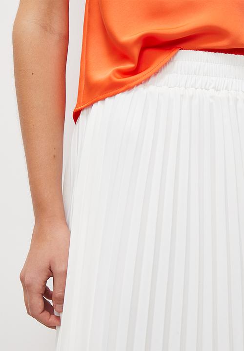 Superbalist - Maxi pleat - new colourway of boarder print
