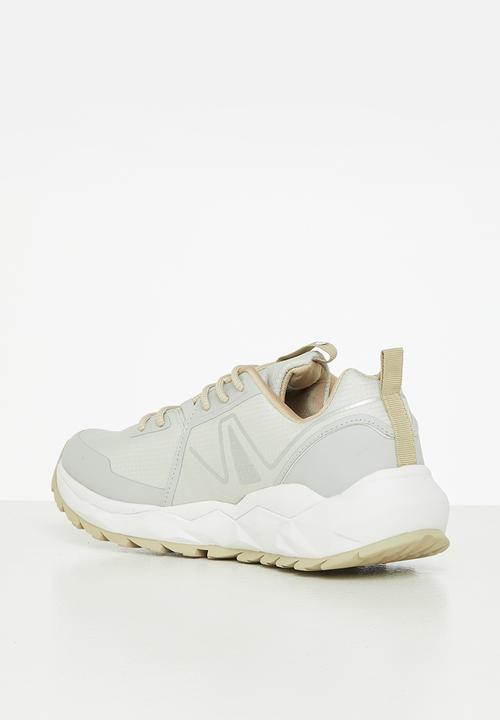 Hi-Tec - Geo-trail pro w - sand/light grey