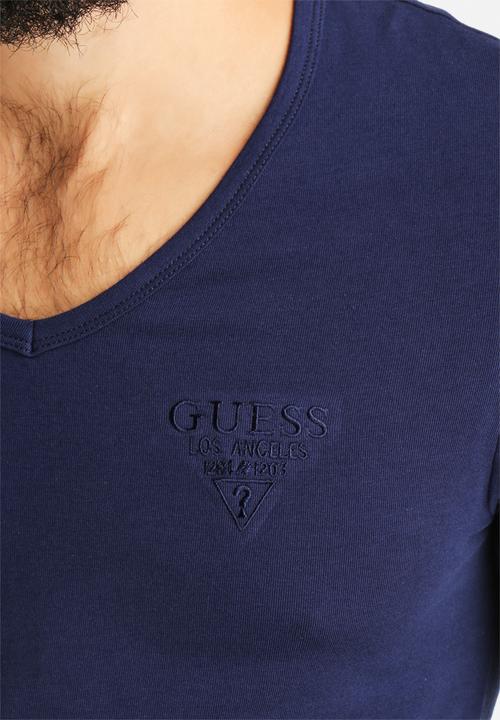 GUESS - V-Neck T-Shirt