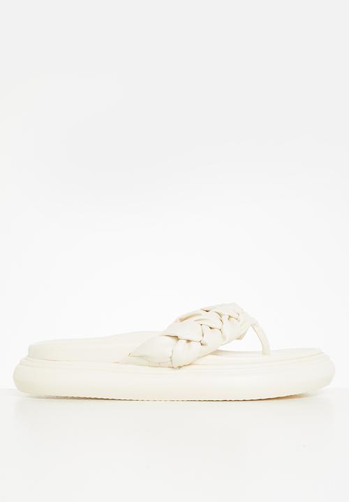 Public Desire - Braidy chunky slider - ecru
