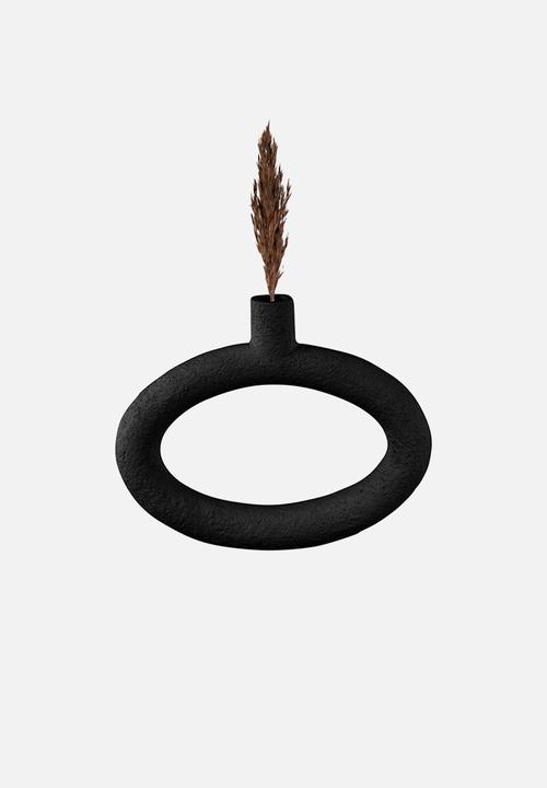 Present Time - Oval wide vase ring - black