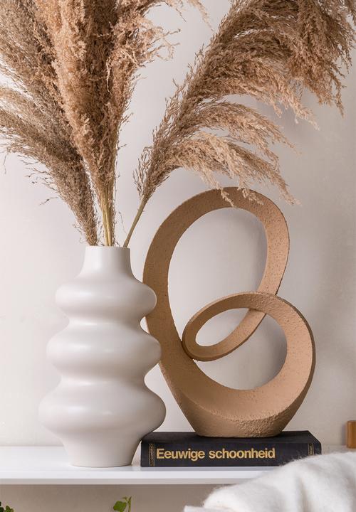 Present Time - Art endless sculpture - sandy brown